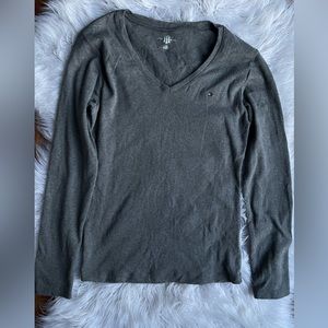 Grey long sleeve sweater